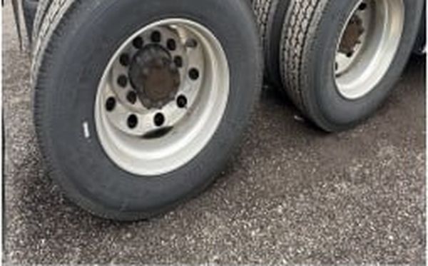 Example: Passenger side drive tires