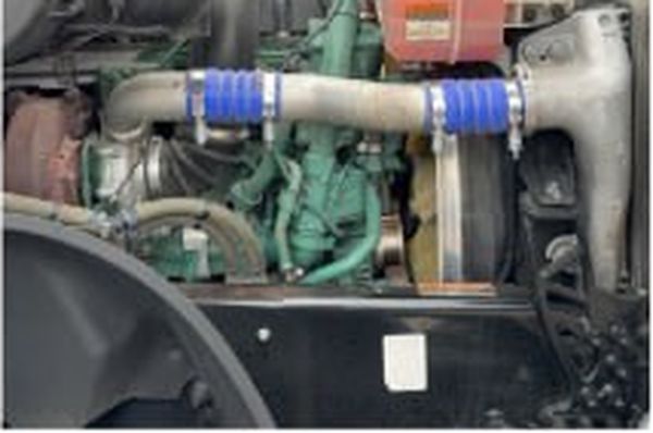 Example: Right engine compartment